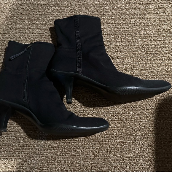 Prada Neoprene Pointed Toe Kitten Heel Ankle Boots - Picture 2 of 12